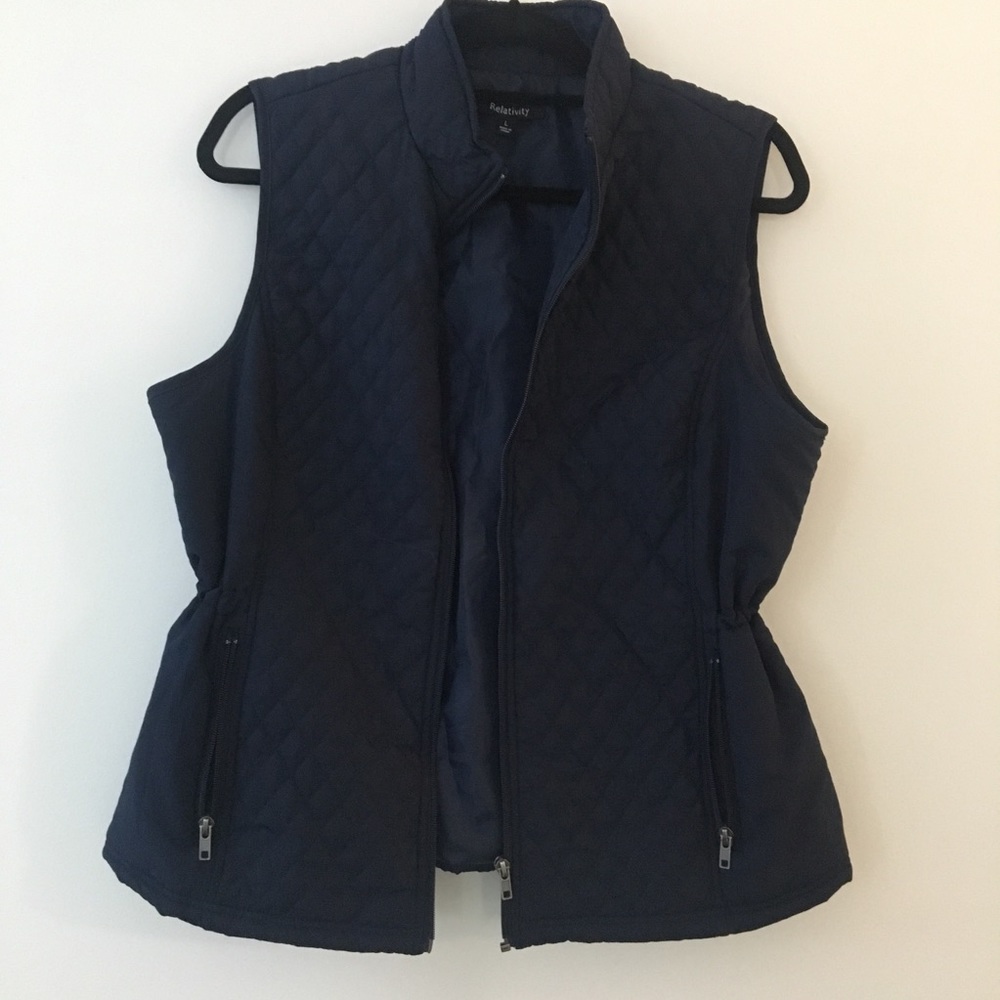 Relativity | Navy quilted vest